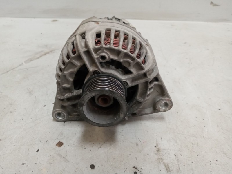 Recambio de alternador para iveco eurocargo referencia OEM IAM 0986045160  28V/70A