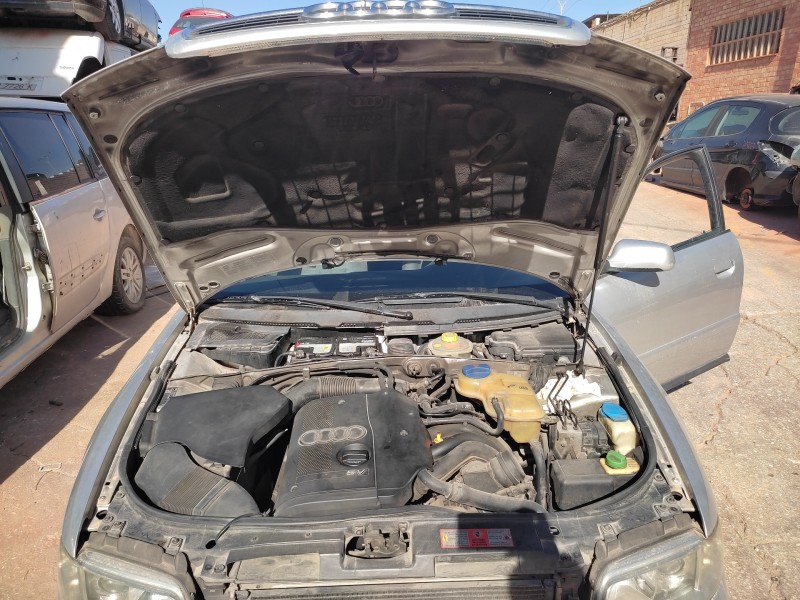 audi a4 berlina (b5) del año 2000