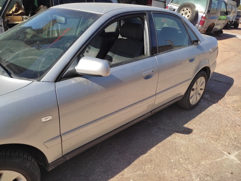 audi a4 berlina (b5) del año 2000