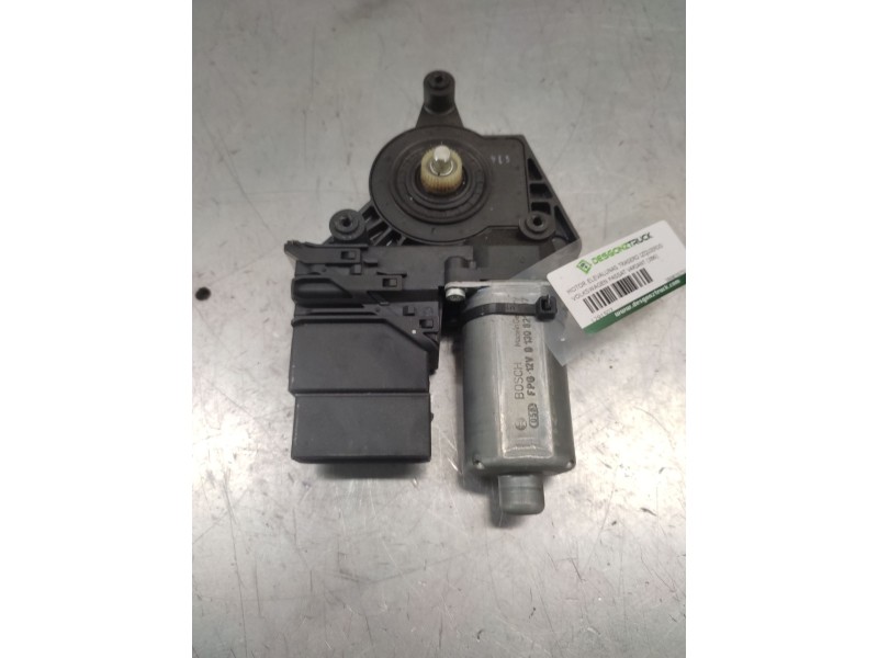 Recambio de motor elevalunas trasero izquierdo para volkswagen passat variant (3b6) referencia OEM IAM 3B9839751BF  