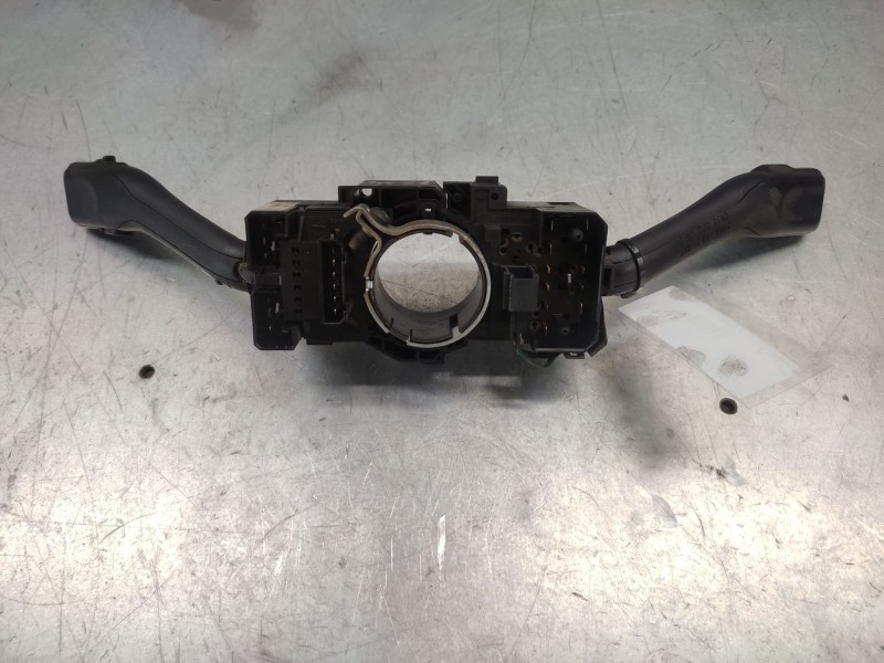 Recambio de mando multifuncion para volkswagen passat variant (3b6) referencia OEM IAM 8L0953513S  