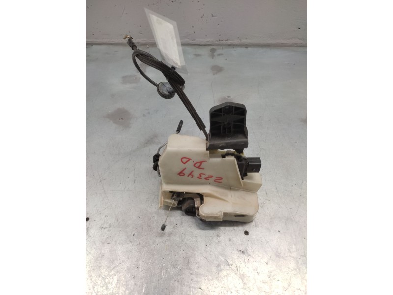 Recambio de cerradura puerta delantera derecha para volkswagen passat variant (3b6) referencia OEM IAM  8 PINS 