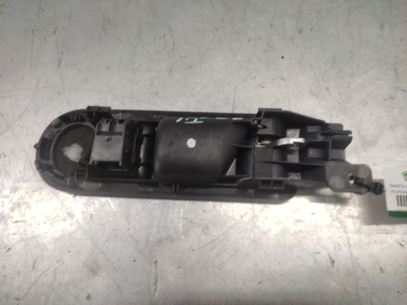 Recambio de maneta interior trasera izquierda para volkswagen bora berlina (1j2) highline 4motion referencia OEM IAM 1J4839113C 