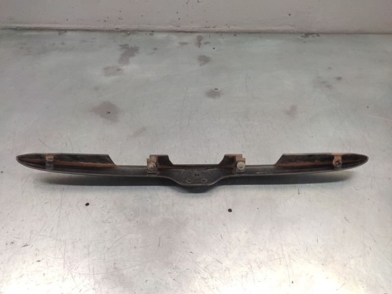 Recambio de asidero porton maletero para peugeot 206 berlina xt referencia OEM IAM   