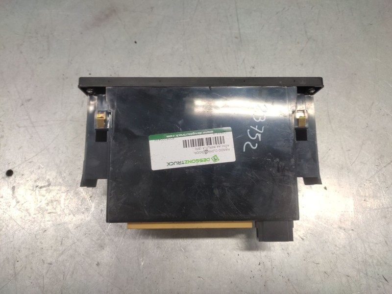 Recambio de mando climatizador para audi a4 berlina (b5) 1.8 referencia OEM IAM 8D0820043M  