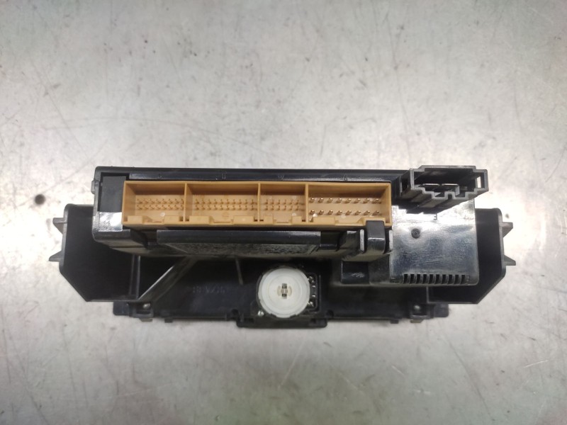 Recambio de mando climatizador para audi a4 berlina (b5) 2.5 tdi referencia OEM IAM   