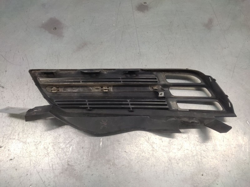 Recambio de rejilla delantera izquierda para nissan micra iii (k12) 1.5 dci referencia OEM IAM   