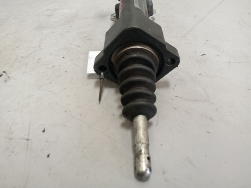 Recambio de servo embrague para renault midlum referencia OEM IAM 7423364131  
