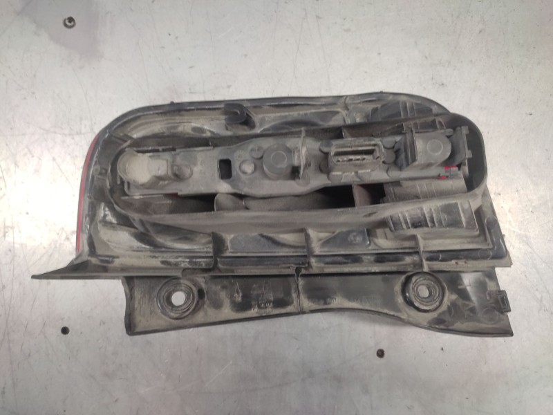 Recambio de piloto trasero izquierdo para nissan micra iii (k12) 1.5 dci referencia OEM IAM   