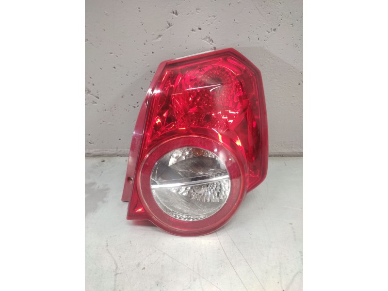 Recambio de piloto trasero derecho para chevrolet aveo 1.4 cat referencia OEM IAM   