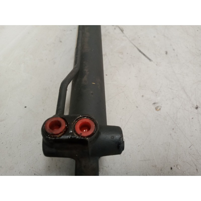 Recambio de brazo elevacion cabina para man m2000l/m2000m 18.2x4 e2 6.9 diesel referencia OEM IAM 85417236018  