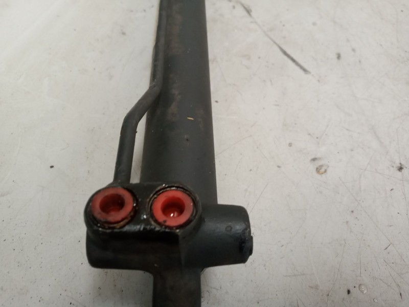 Recambio de brazo elevacion cabina para man m2000l/m2000m 18.2x4 e2 6.9 diesel referencia OEM IAM 85417236018  