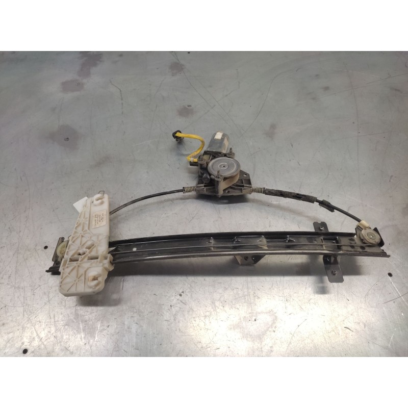 Recambio de elevalunas delantero izquierdo para jeep gr.cherokee (wj/wg) 3.1 td laredo referencia OEM IAM AY2621000953  
