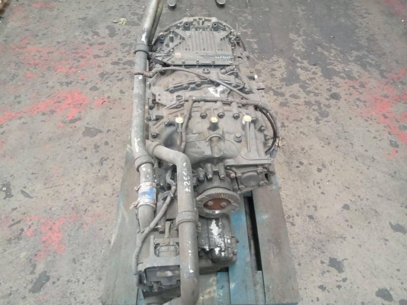 Recambio de caja cambios para iveco stralis (as) 11.1 diesel referencia OEM IAM 12AS2331TD 5801869546 1353041050