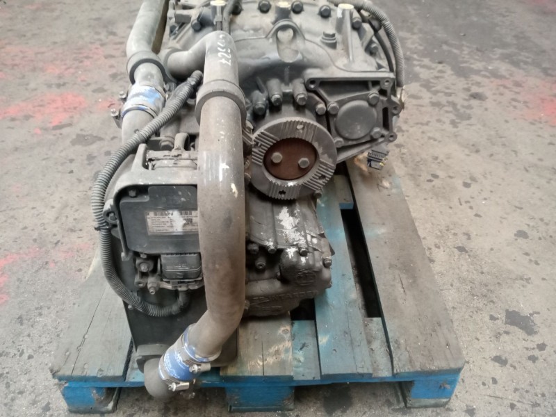 Recambio de caja cambios para iveco stralis (as) 11.1 diesel referencia OEM IAM 12AS2331TD 5801869546 1353041050