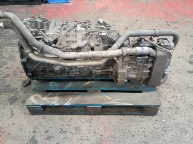 Recambio de caja cambios para iveco stralis (as) 11.1 diesel referencia OEM IAM 12AS2331TD 5801869546 1353041050