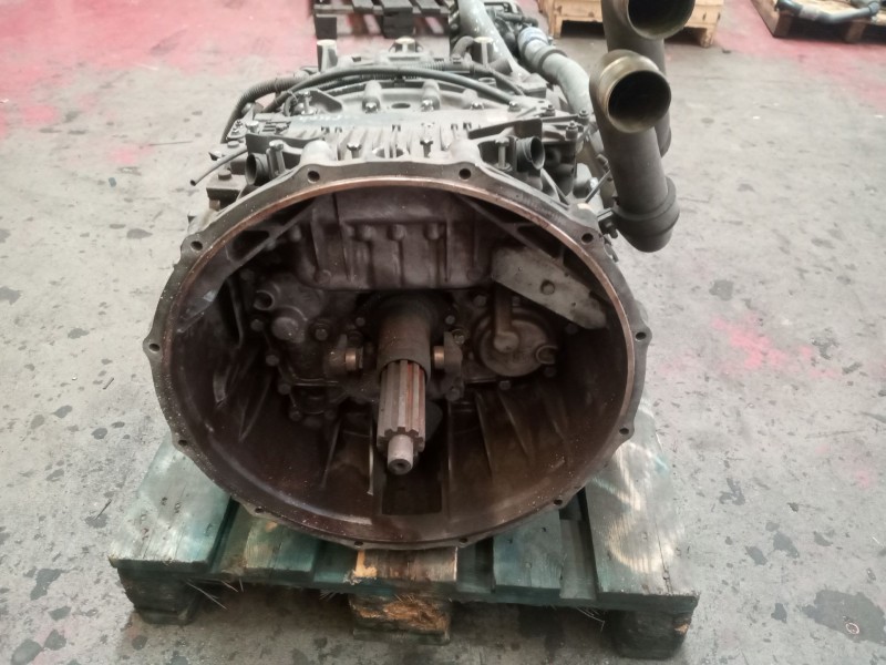 Recambio de caja cambios para iveco stralis (as) 11.1 diesel referencia OEM IAM 12AS2331TD 5801869546 1353041050