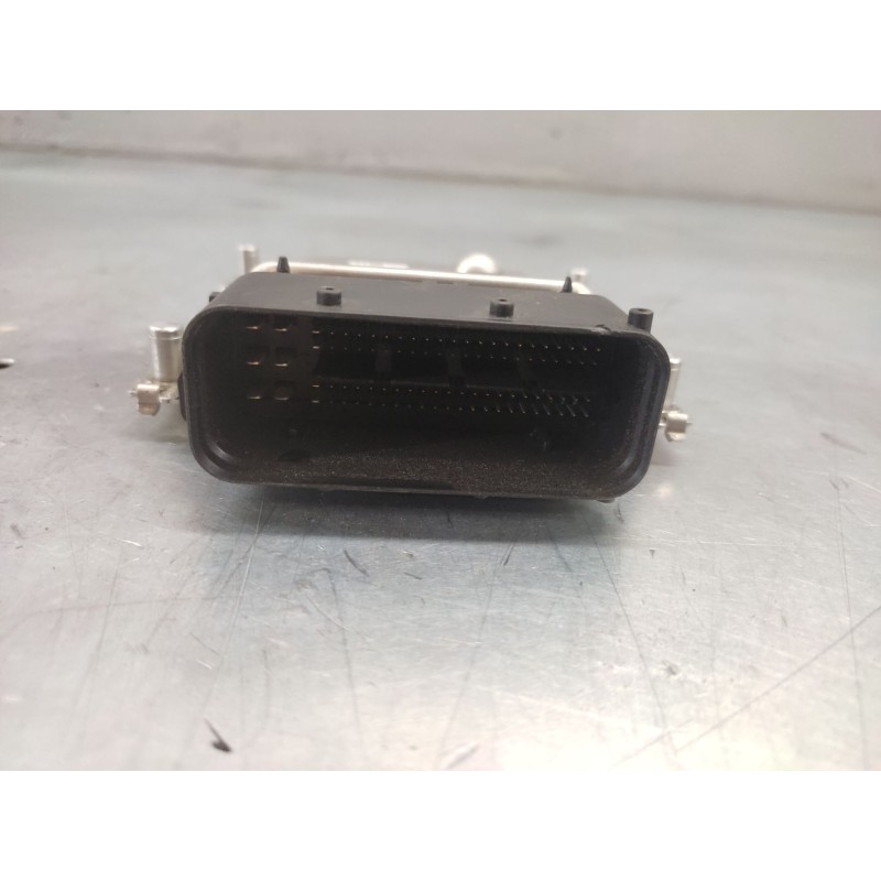 Recambio de modulo electronico para renault master ii autobús (jd) 2.5 dci 100 (jdcv) referencia OEM IAM 0281034701  