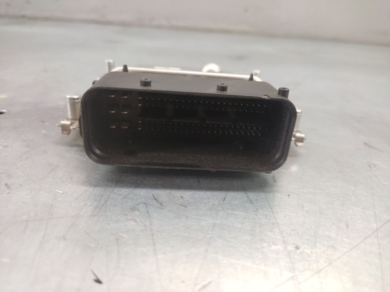 Recambio de modulo electronico para renault master ii autobús (jd) 2.5 dci 100 (jdcv) referencia OEM IAM 0281034701  