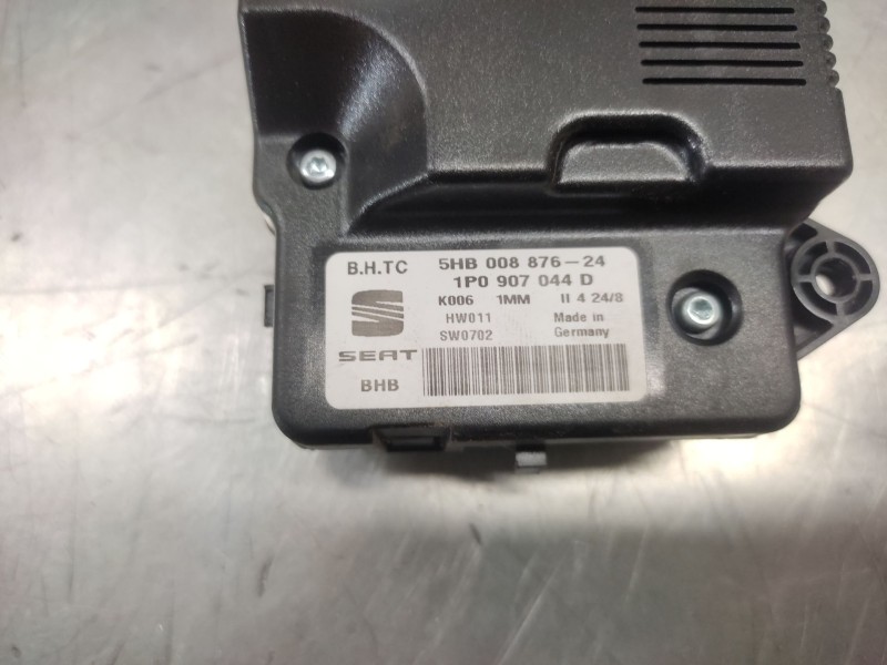 Recambio de mando climatizador para seat leon (1p1) comfort limited referencia OEM IAM 1P0907044D  