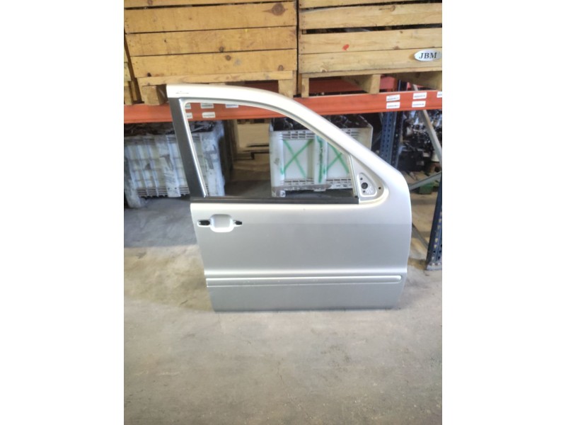 Recambio de puerta delantera derecha para mercedes-benz clase m (w163) 270 cdi (163.113) referencia OEM IAM   