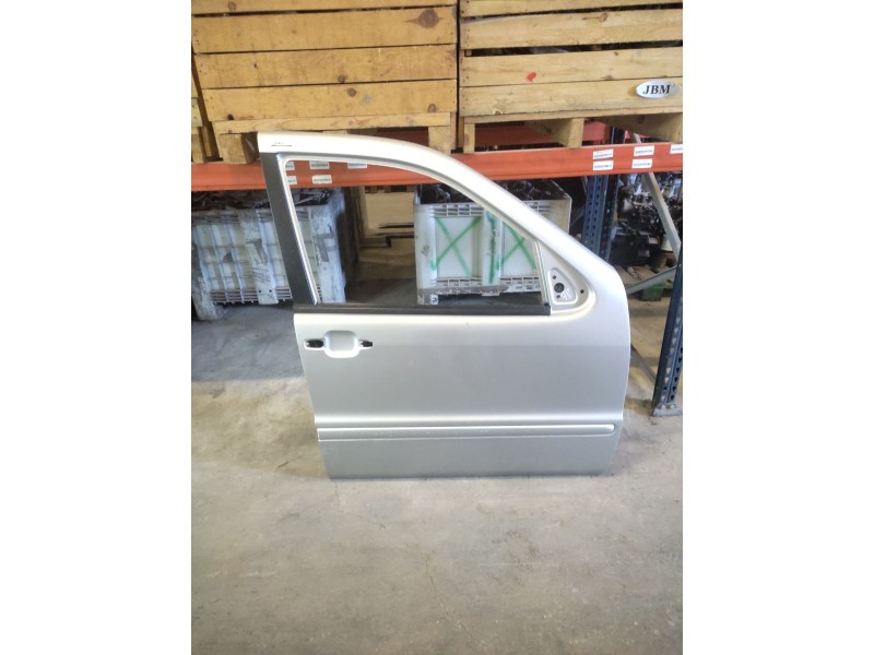 Recambio de puerta delantera derecha para mercedes-benz clase m (w163) 270 cdi (163.113) referencia OEM IAM   