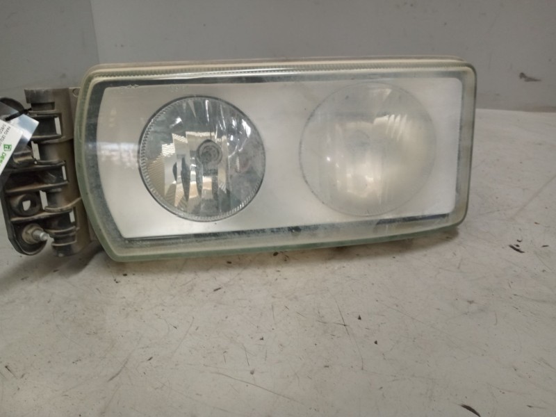 Recambio de faro izquierdo para iveco eurocargo 05.03  5.9 diesel referencia OEM IAM 504047575  