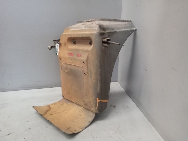 Recambio de guardabarros delantero derecho para nissan cabstar 01.04  3.0 diesel referencia OEM IAM 63100F3901  63100F3903