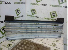 Recambio de rejilla delantera central para nissan eco - t 100.45/78 kw/e2 referencia OEM IAM  CENTRAL  2