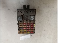 Recambio de caja reles / fusibles para iveco eurocargo 05.03  5.9 diesel referencia OEM IAM 504050822  