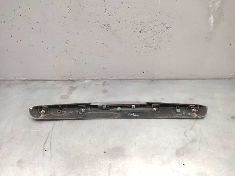 Recambio de aleron trasero para citroën c4 berlina sx referencia OEM IAM 96470116  