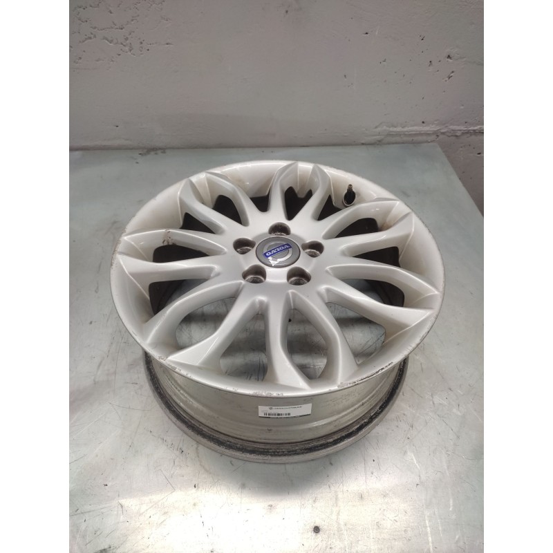 Recambio de llanta para volvo c30 (533) 2.0 flexfuel referencia OEM IAM 7JX1752.5 5 TORNILLOS 30647837