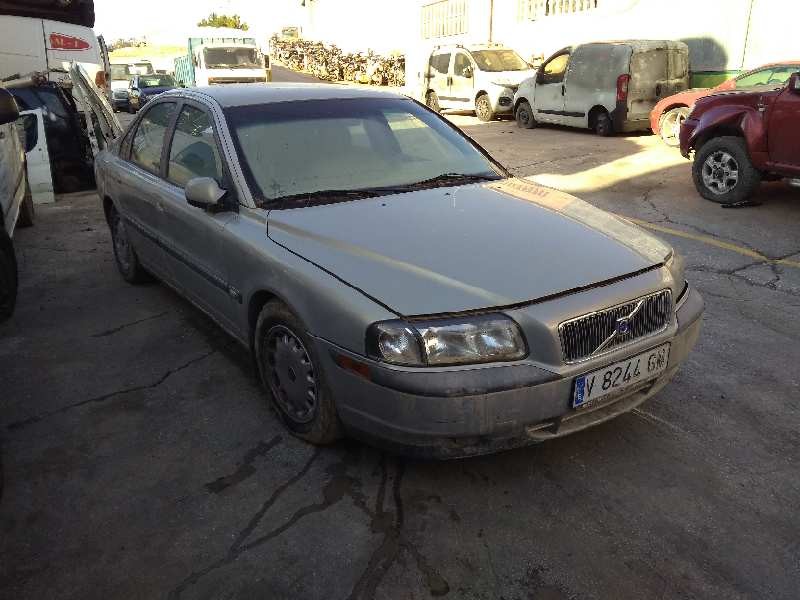 volvo s80 berlina del año 1998