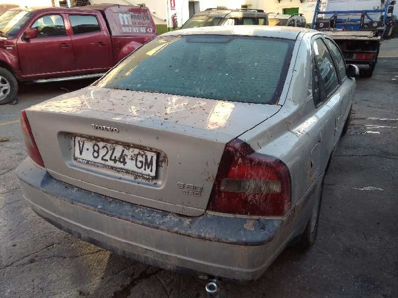 volvo s80 berlina del año 1998