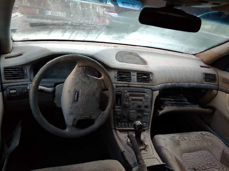 volvo s80 berlina del año 1998