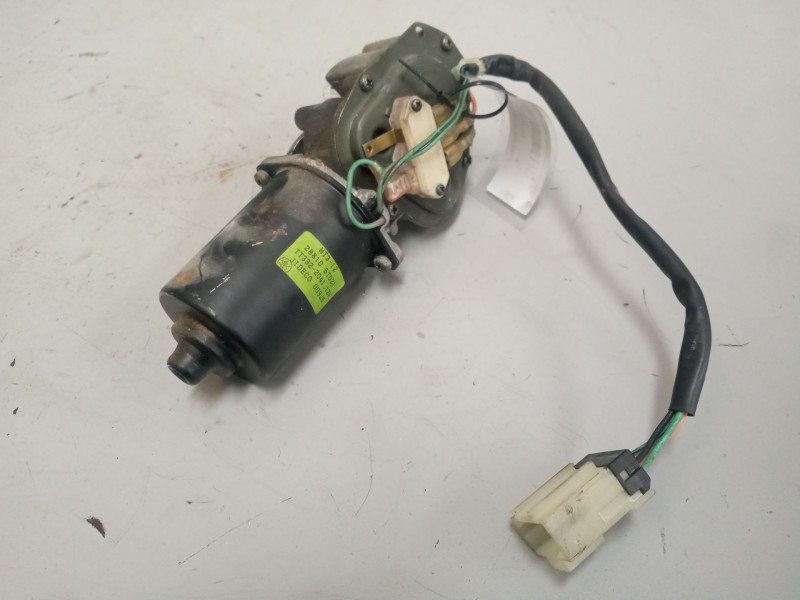 Recambio de motor limpia delantero para nissan cabstar e referencia OEM IAM 288105T021  