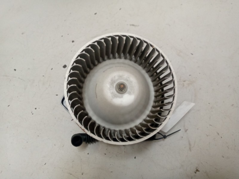 Recambio de motor calefaccion para nissan cabstar e referencia OEM IAM   