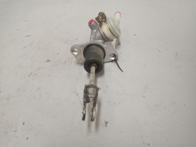 Recambio de bombin embrague para nissan cabstar e referencia OEM IAM   