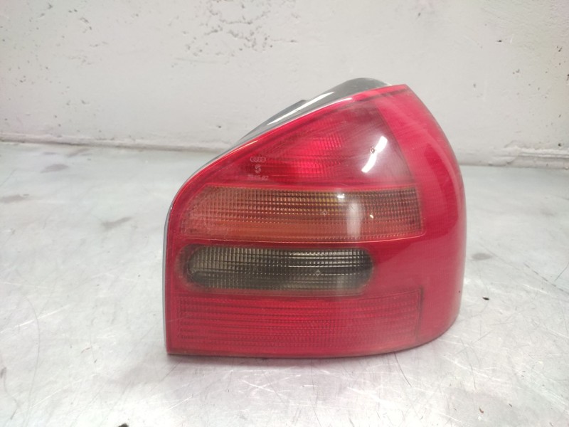 Recambio de piloto trasero derecho para audi a3 (8l) 1.9 tdi ambiente referencia OEM IAM   