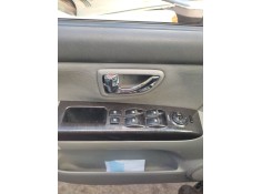 Recambio de mando elevalunas delantero izquierdo para kia sorento i (jc) 2.5 crdi referencia OEM IAM   