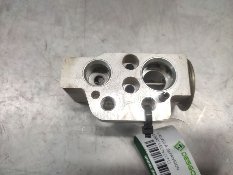 Recambio de valvula expansion para seat leon (1p1) comfort limited referencia OEM IAM 1K1820103  1K0820679