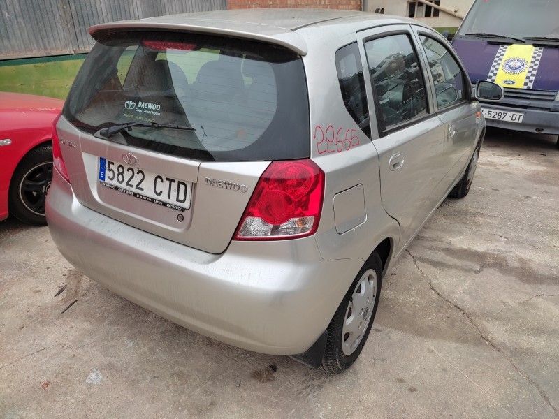 daewoo kalos del año 2004