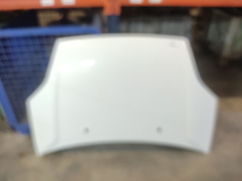 Recambio de capo para ford fiesta (cbk) ambiente referencia OEM IAM   