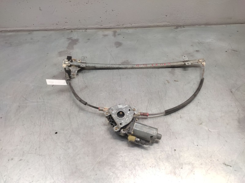 Recambio de elevalunas delantero derecho para nissan terrano/terrano.ii (r20) elegance referencia OEM IAM 0130821721  