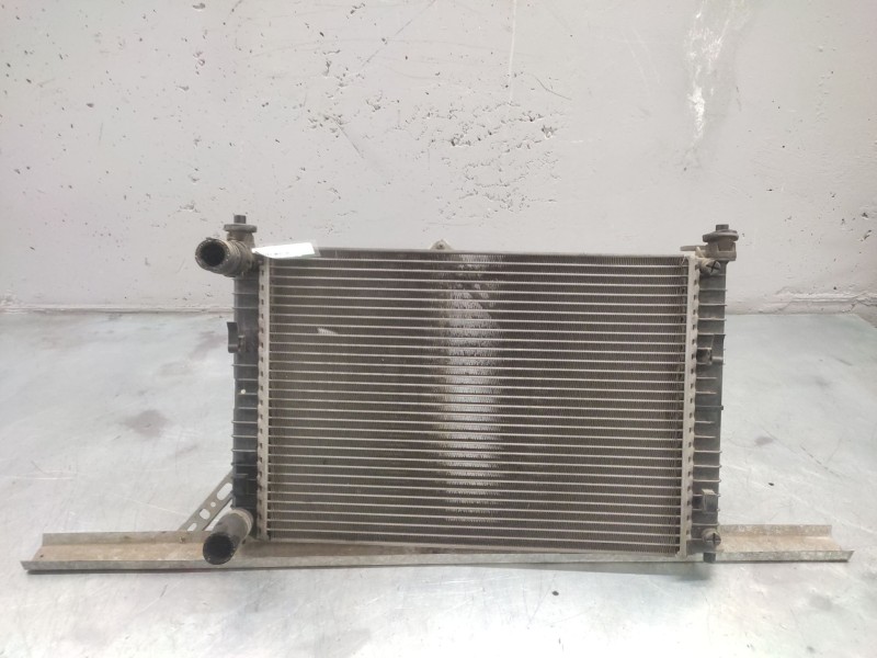 Recambio de radiador agua para ford fiesta (cbk) ambiente referencia OEM IAM 2S6H8005BB  