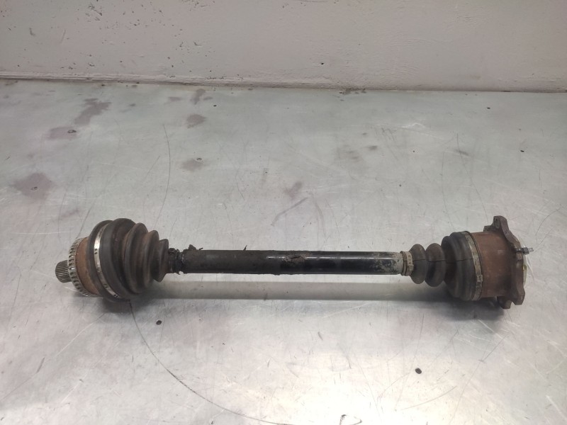 Recambio de transmision delantera izquierda para volkswagen passat variant (3b6) referencia OEM IAM   