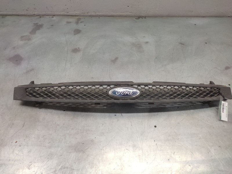 Recambio de rejilla delantera para ford fiesta (cbk) ambiente referencia OEM IAM 2S618200AGW  