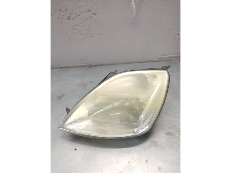 Recambio de faro izquierdo para ford fiesta (cbk) ambiente referencia OEM IAM   