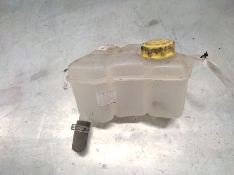 Recambio de deposito expansion para ford fiesta (cbk) ambiente referencia OEM IAM 2S6H8K218AF  