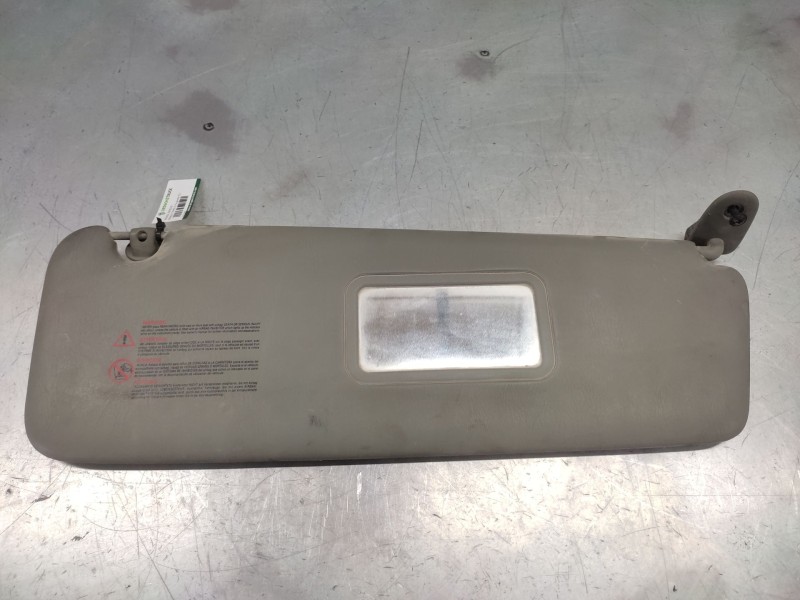 Recambio de parasol derecho para renault trafic ii furgoneta (fl) 1.9 dci 100 (fl0c) referencia OEM IAM   